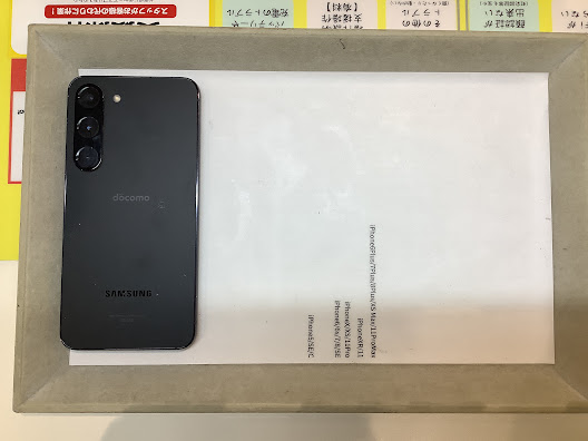 GalaxyS23FEのバッテリー交換ならデータをそのまま・最短即日修理のスマホ修理工房港北TOKYU S.C.店へ